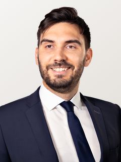 Robert Los, LL.B.