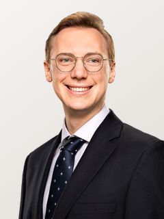 Jamie E. Barcombe